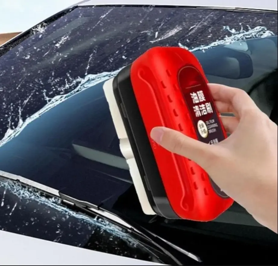 Automotive Oil Film Cleaning Brush - Powerful Windshield Cleaner & Oil Film Remover 120ml Car Glass Oil Film Water Stain Removal Auto Windshield Glass Oil Film Cleaner (1PC)